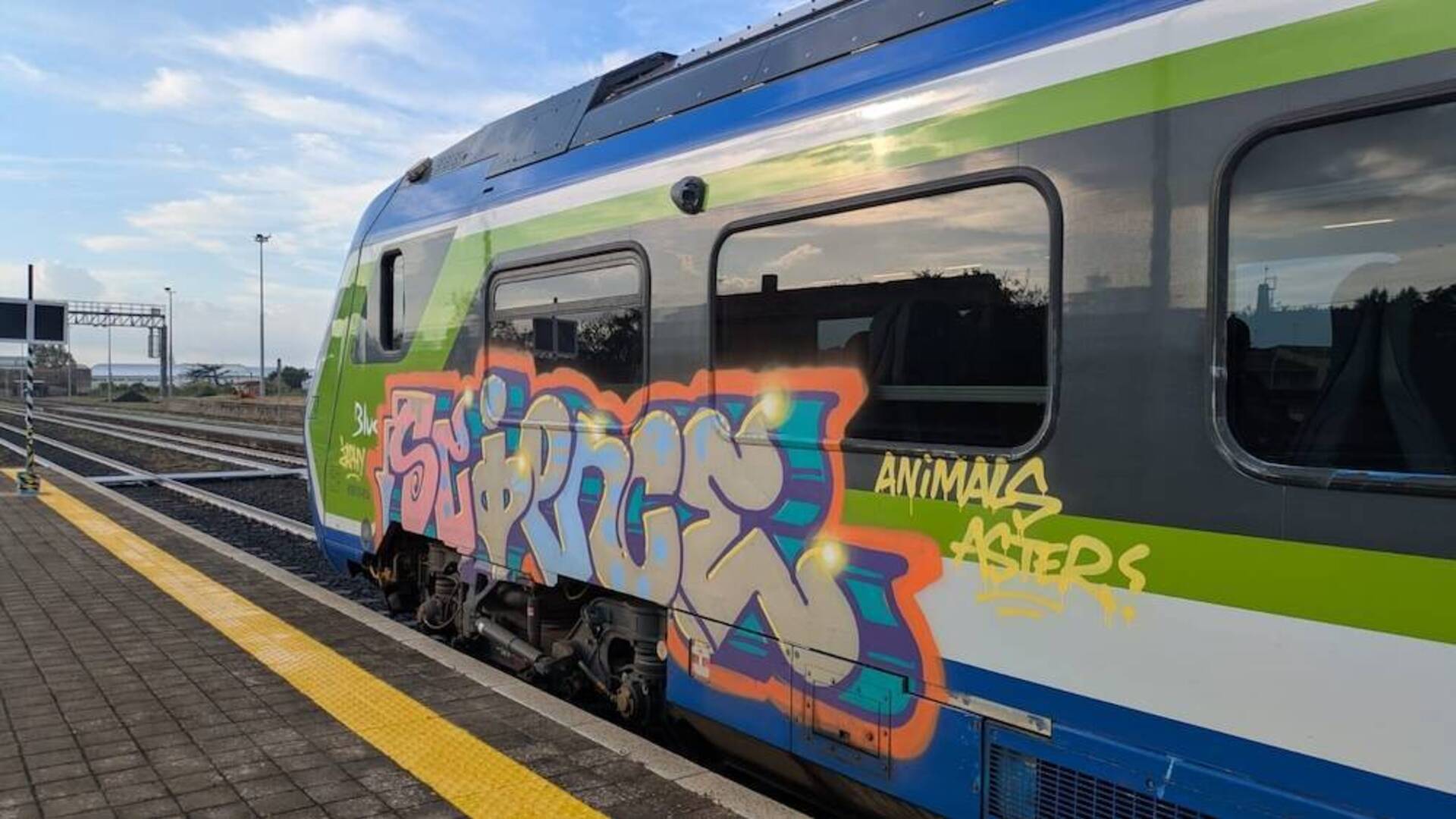 Treni in ritardo di oltre un’ora a Marrubiu e Uras: gravi disagi per i pendolari del Terralbese