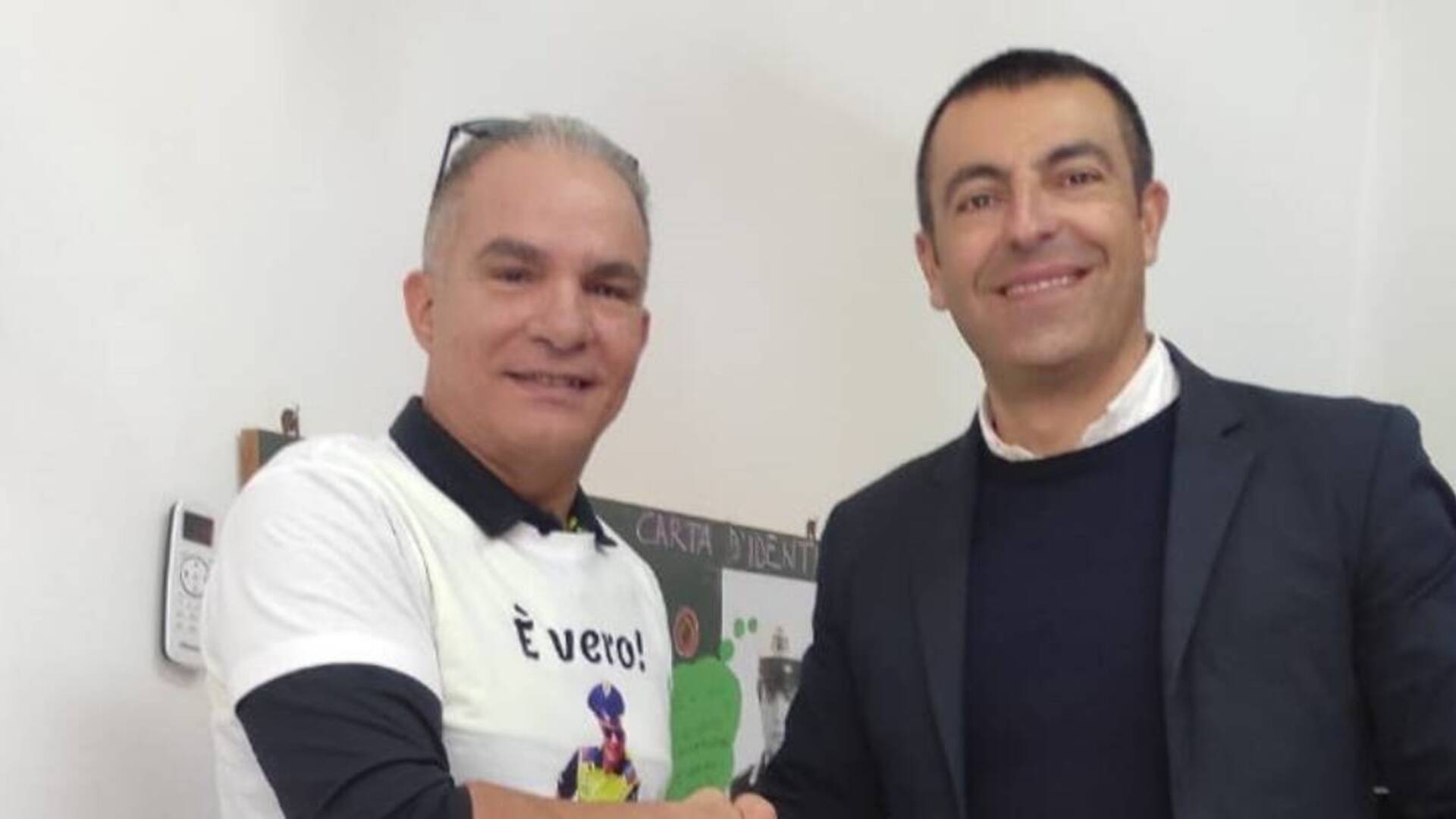 Dopo 43 anni di servizio, va in pensione Fabrizio Melis, agente della polizia locale di Sanluri