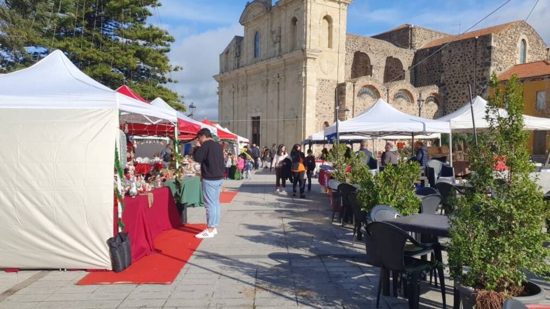 Terralba si prepara per la rassegna “Le Vie del Natale”: avviso per partecipare al mercatino