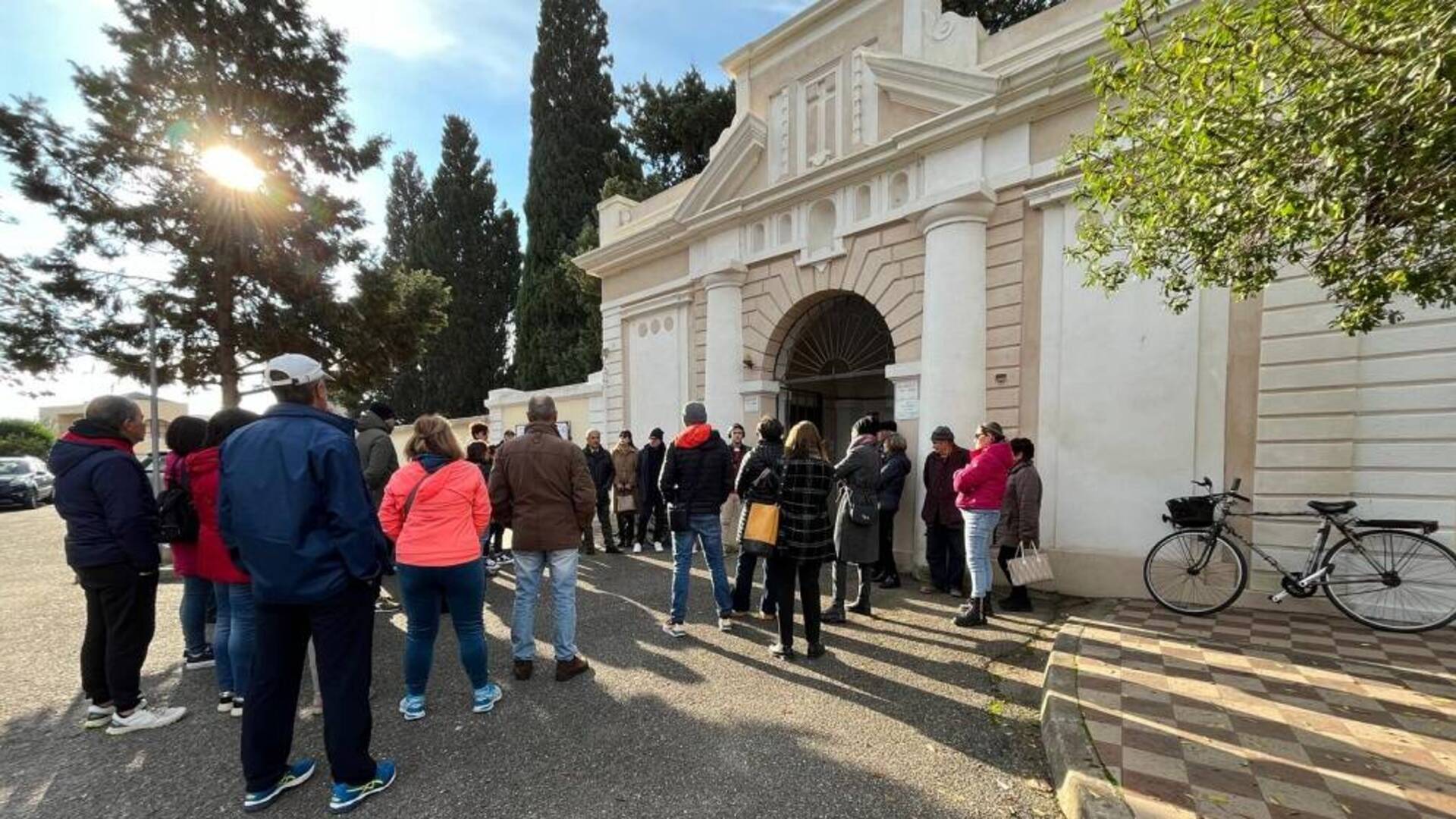 Nuova visita guidata al cimitero di Terralba tra storia, cronaca e arte funeraria
