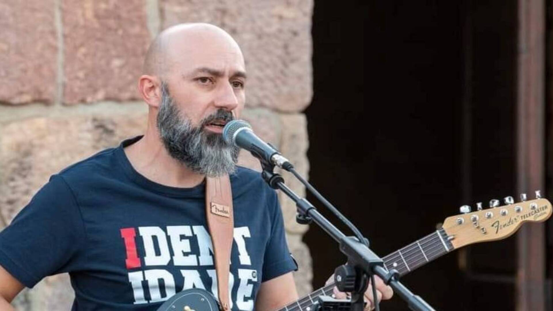 Andrea Serpi di Guspini presenta “Apu intèndiu su bentu”, il suo nuovo disco in lingua sarda