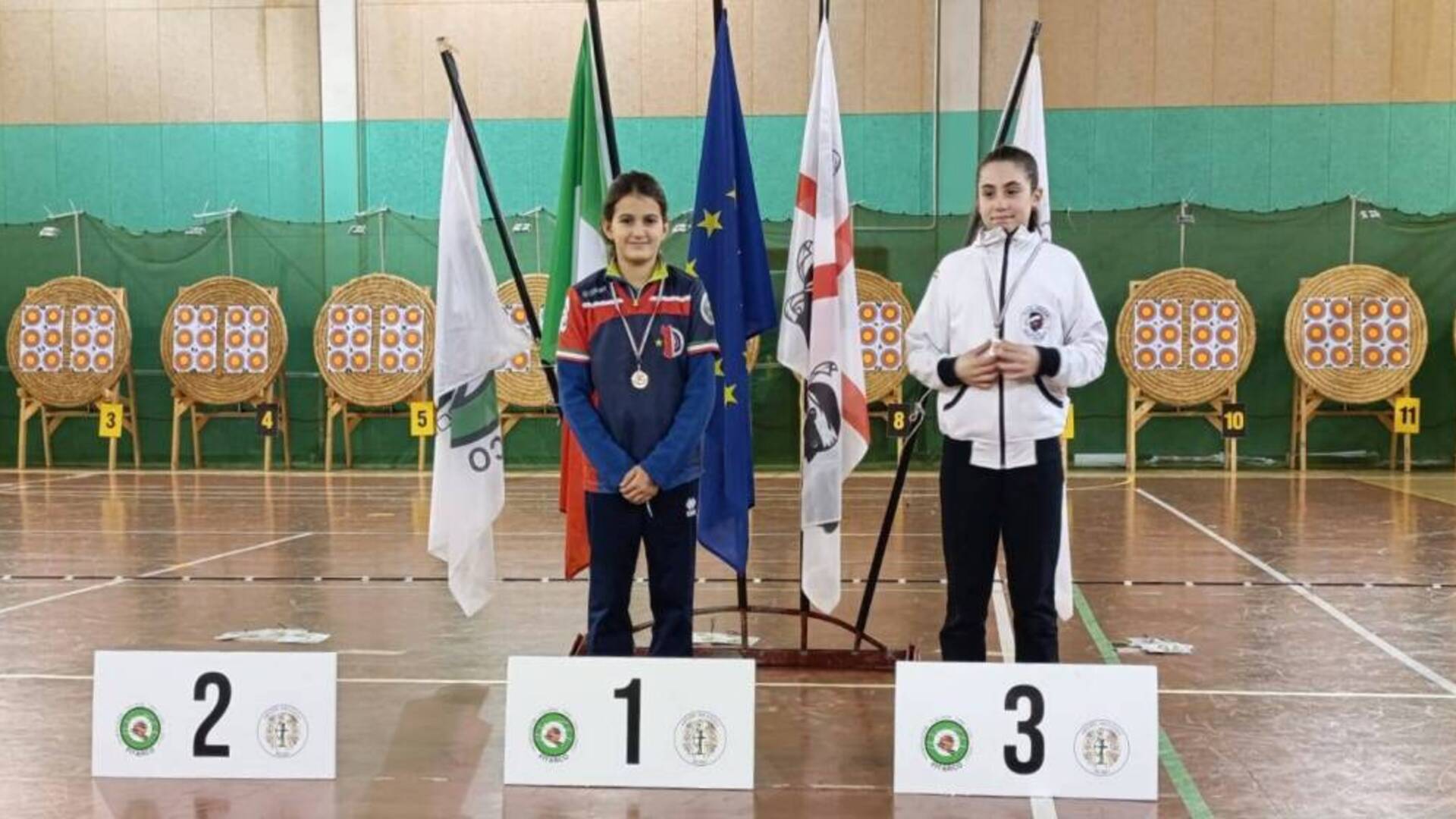 Successo ai Campionati sardi per gli Arcieri Uras, tra medaglie e soddisfazioni