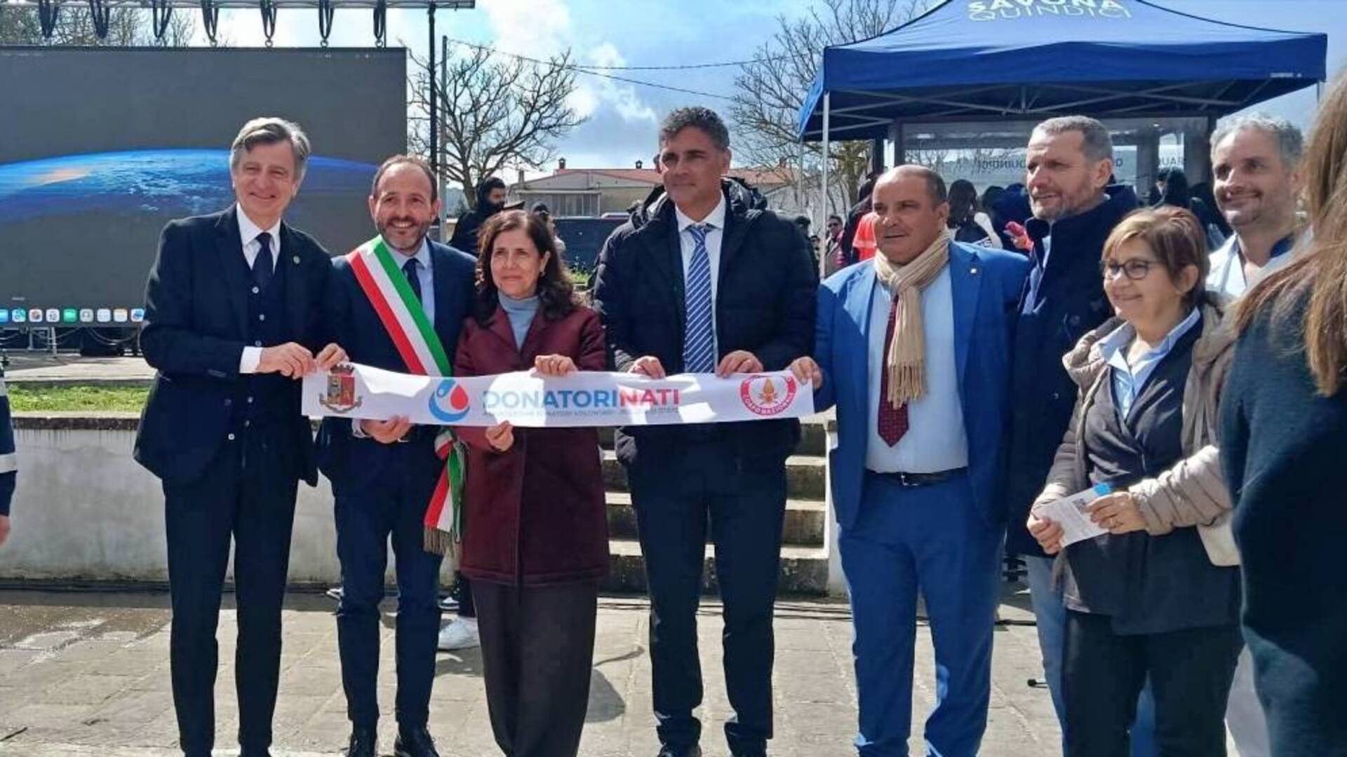 Record di donazioni di sangue per il tour in Sardegna dei DonatoriNati Polizia e Vigili del Fuoco – Foto
