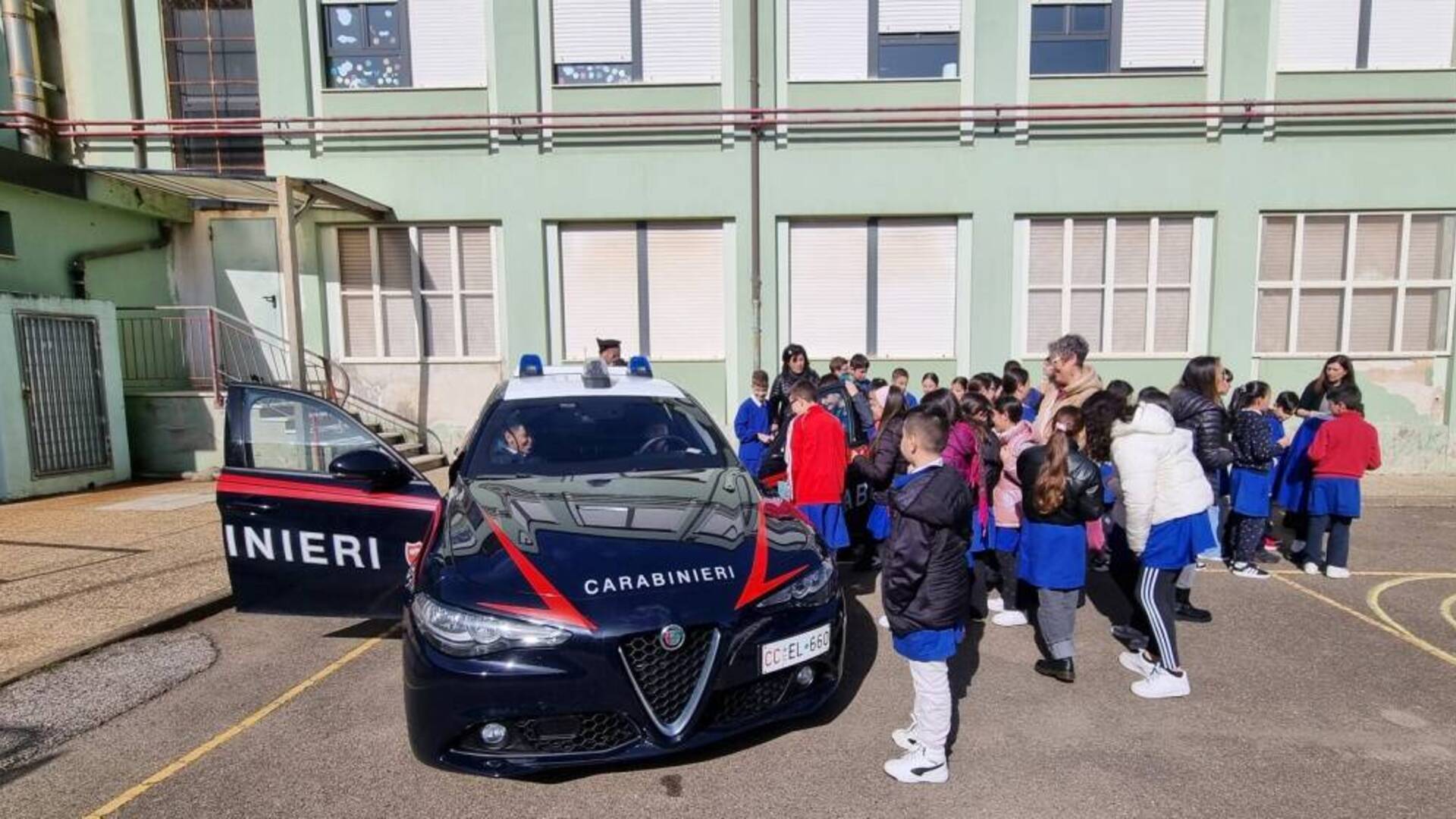 Guspini - carabinieri