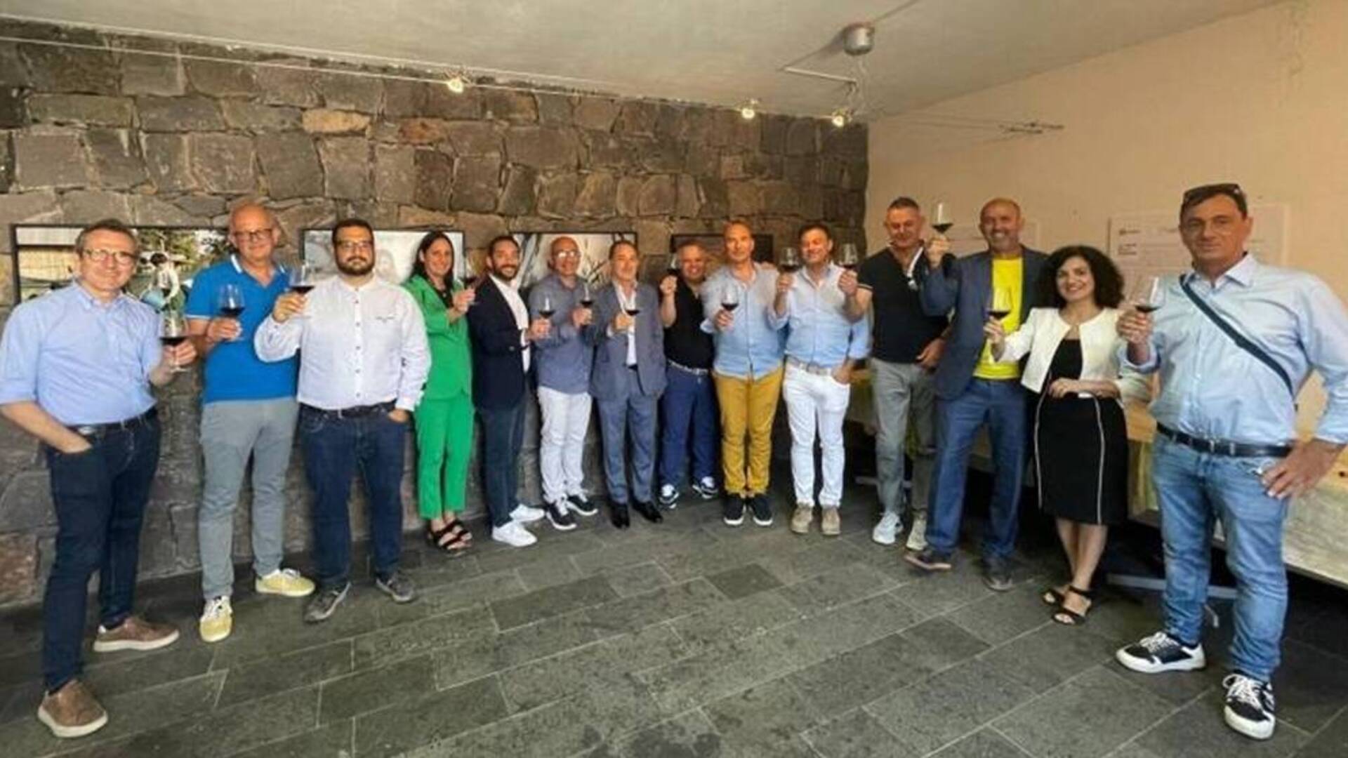 Taglio del nastro per la nuova sede del Consorzio vini Terralba Doc