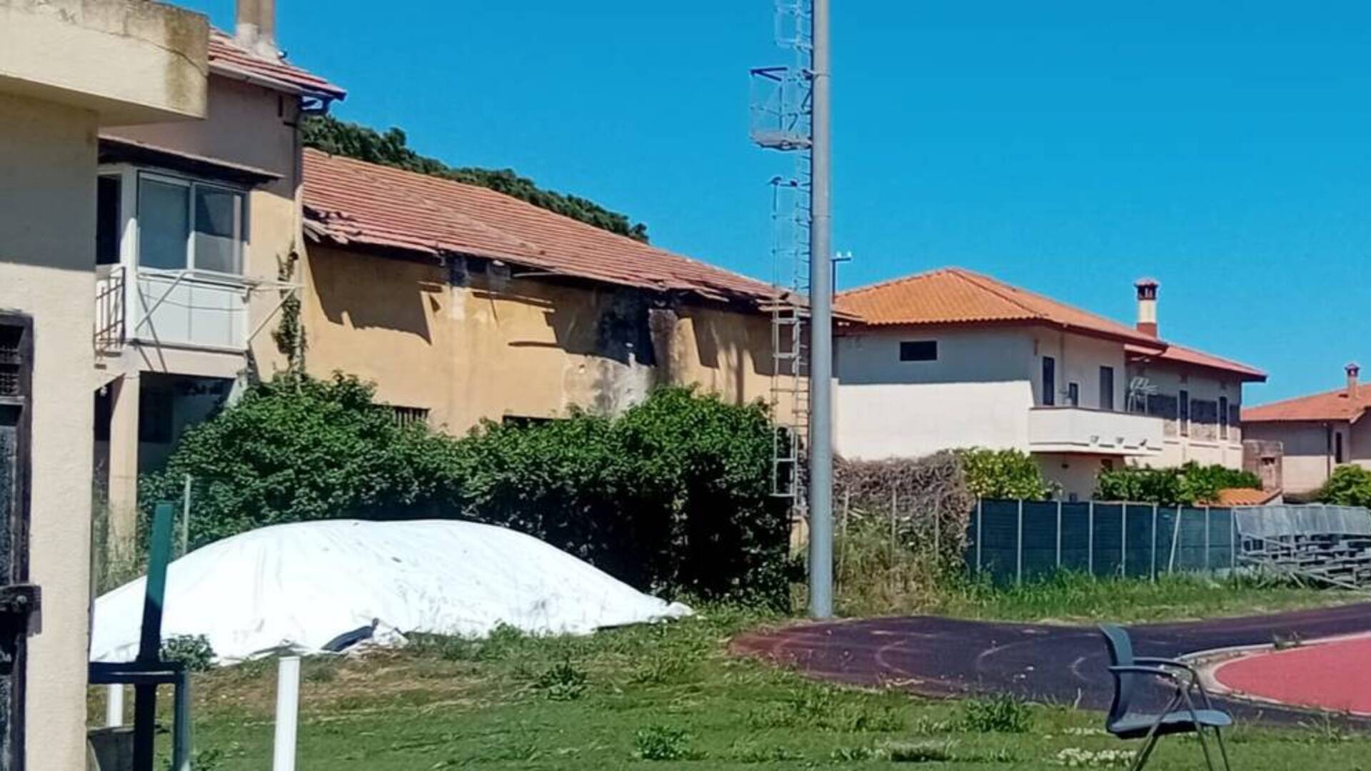 Nuova vita per l’edificio ex Fata di Arborea: in arrivo fondi per la riqualificazione