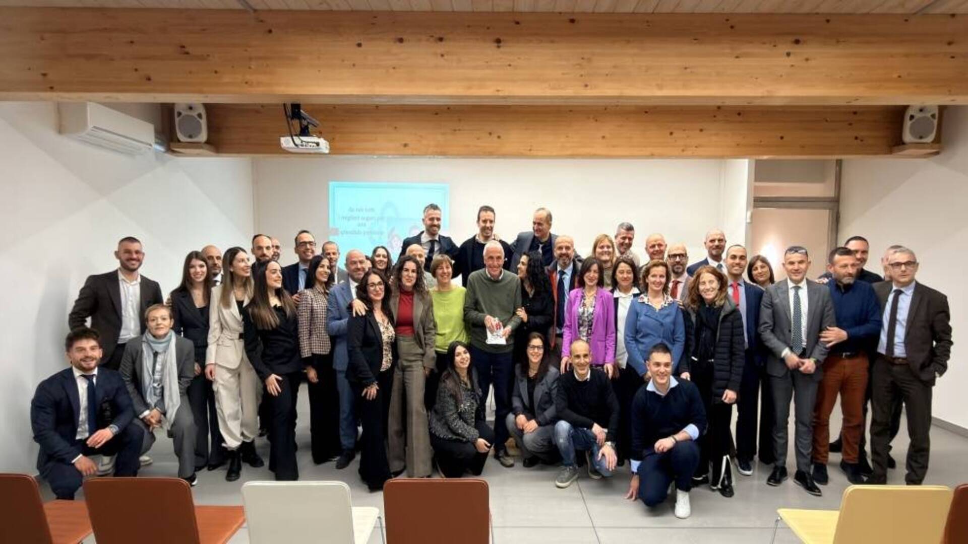 La Banca di Arborea saluta Franco Lelli: meritata pensione per lo storico direttore di filiale