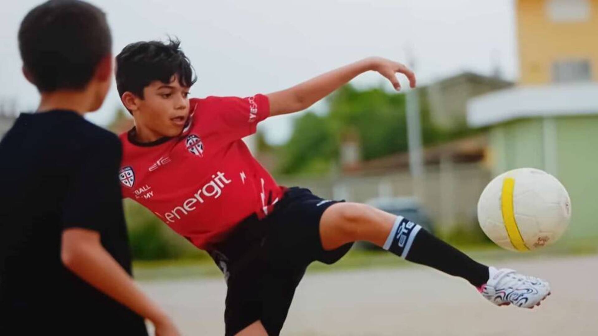 Quattrocento piccoli calciatori in campo ad Arcidano per la 3ª Snarcy Junior Cup