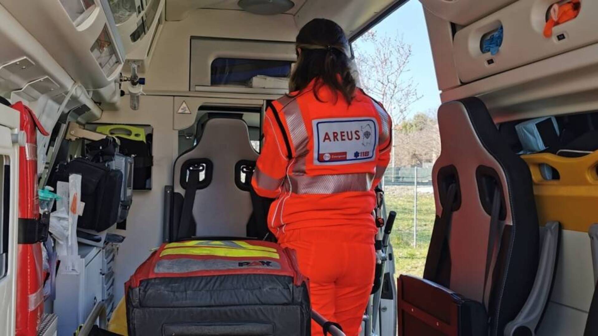 Soccorso un uomo colto da malore lungo la spiaggia. Ricoverato all’ospedale
