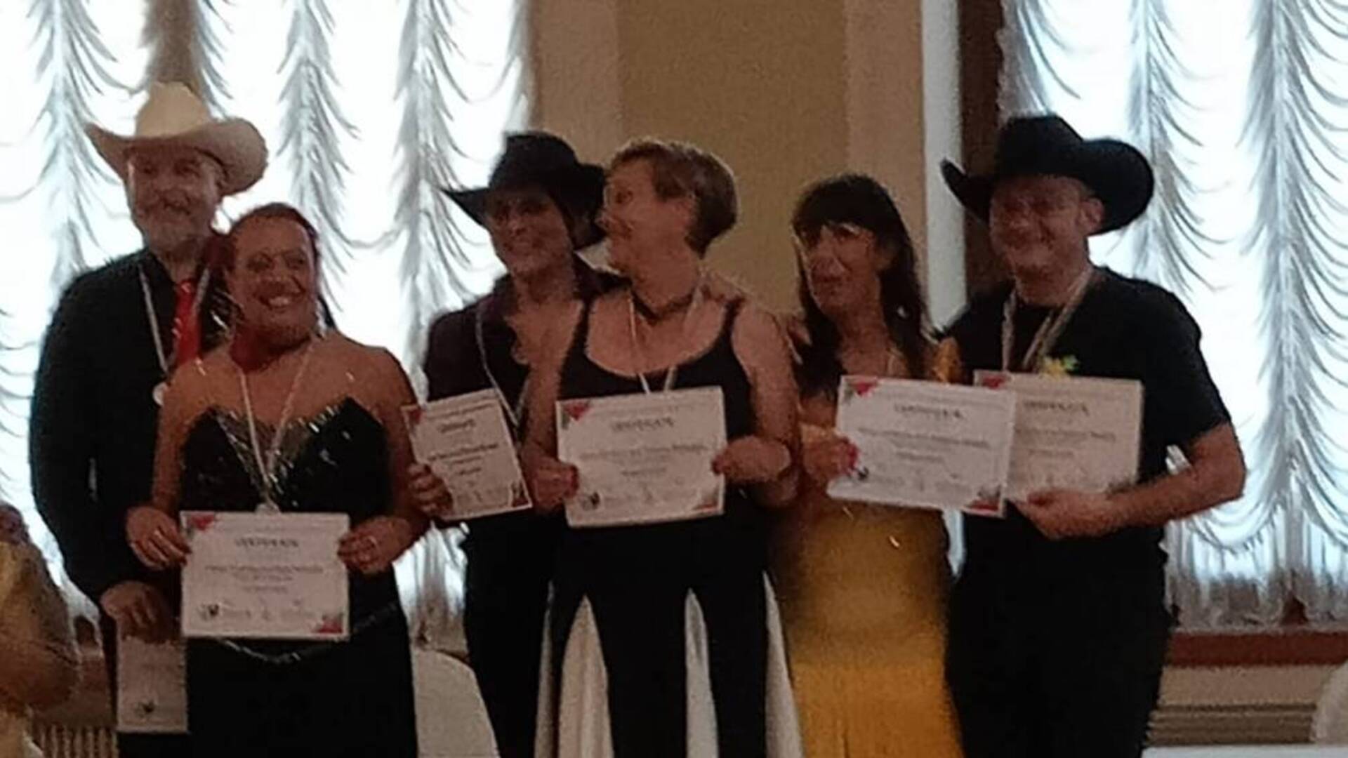 Danza country, Patrizia Moreggio e Irene Zambon di Arborea portano a casa il titolo di campionesse
