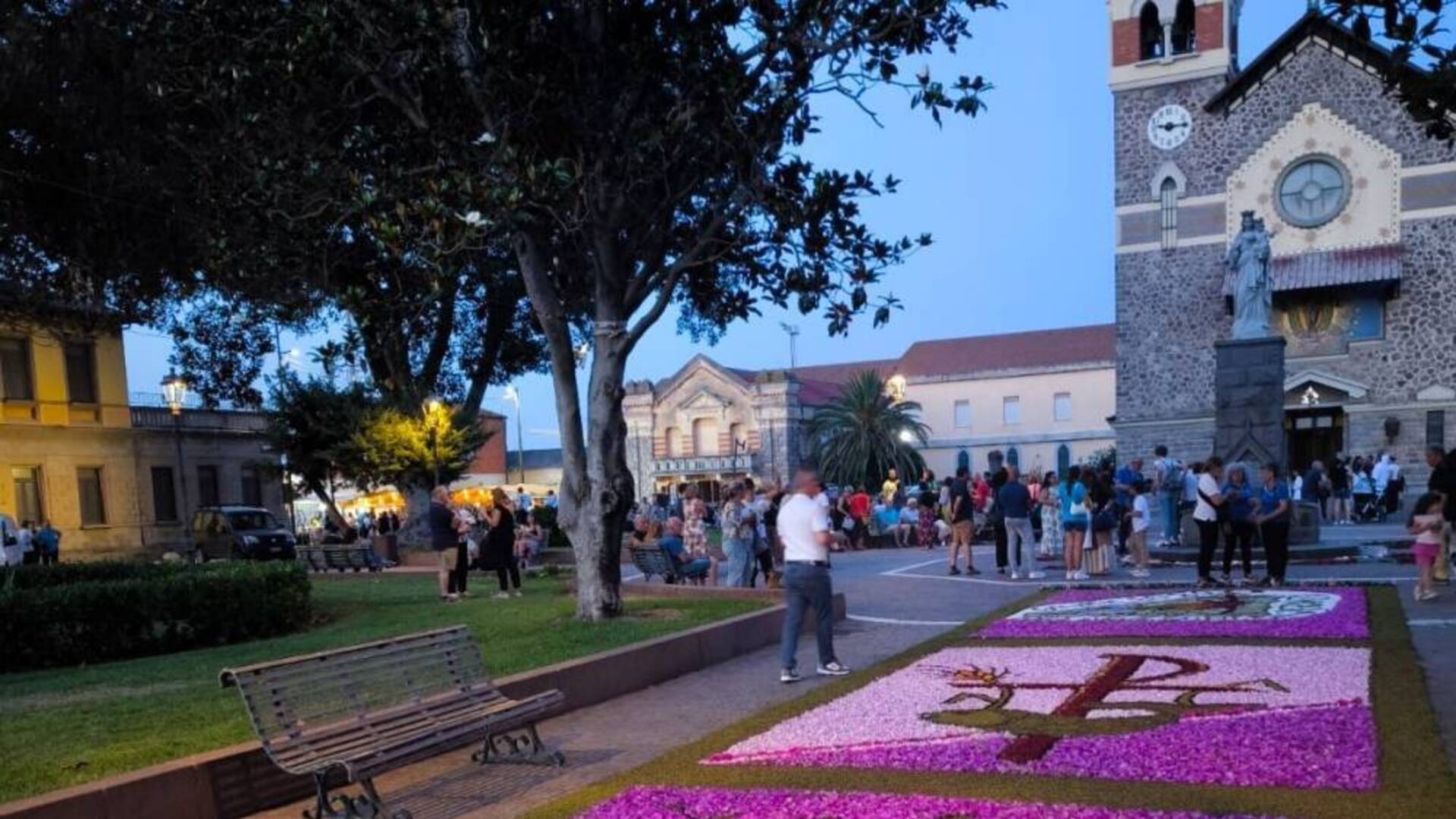 Il Giubileo francescano tra colori e arte: ad Arborea appuntamento con l’infiorata di Corpus Domini