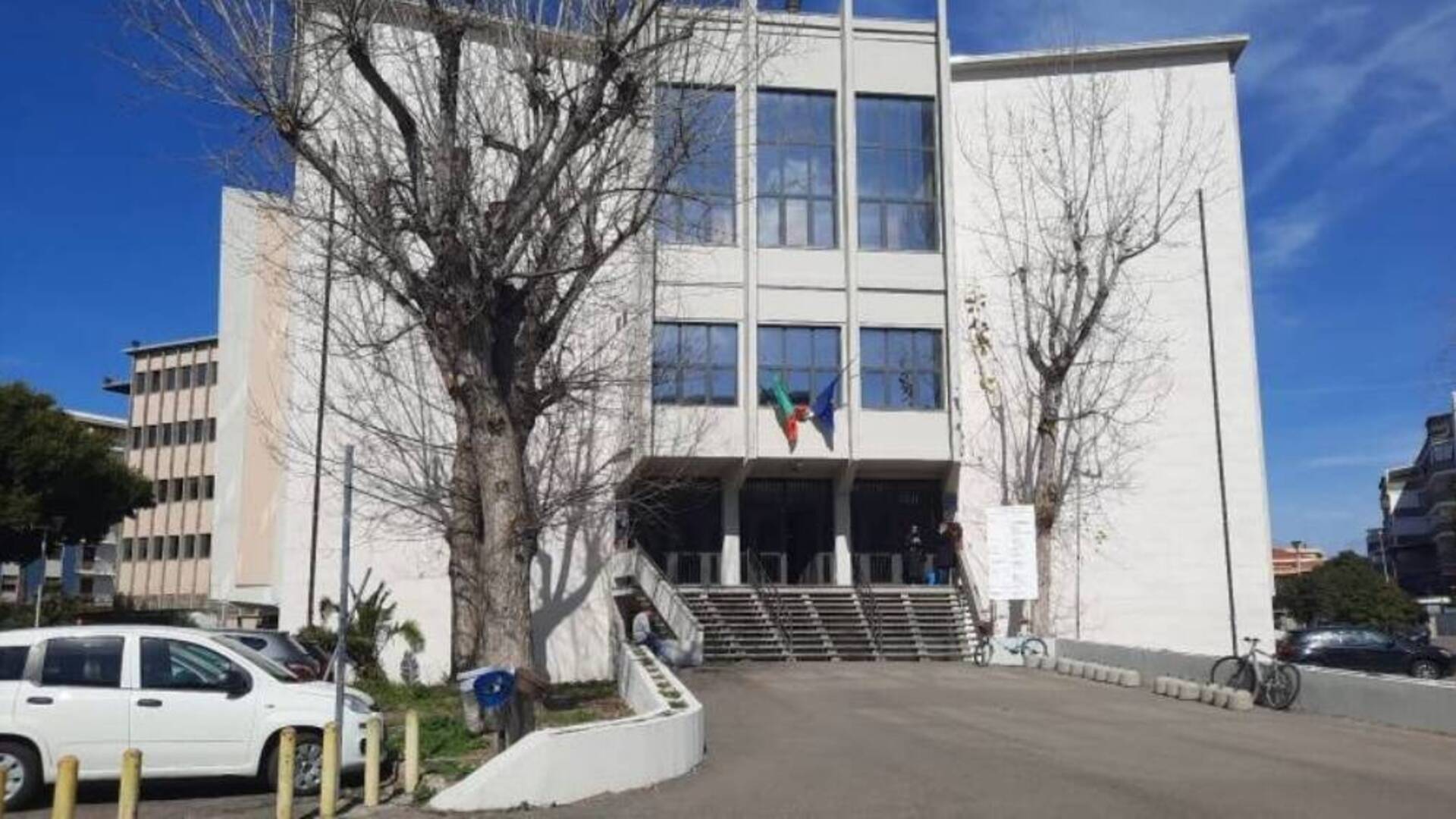 Offese sui social: per il consigliere Cera procedimento chiuso senza processo,  pagherà 1.500 euro