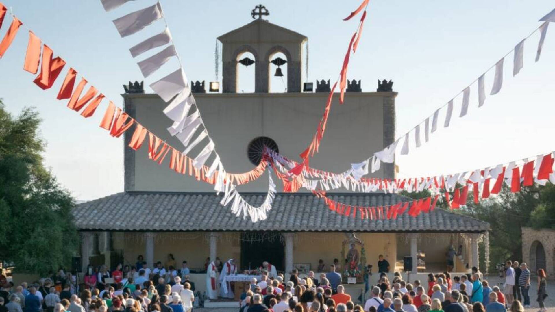 Fede, cultura e cabaret: al via la grande Festa di San Sisinnio a Villacidro