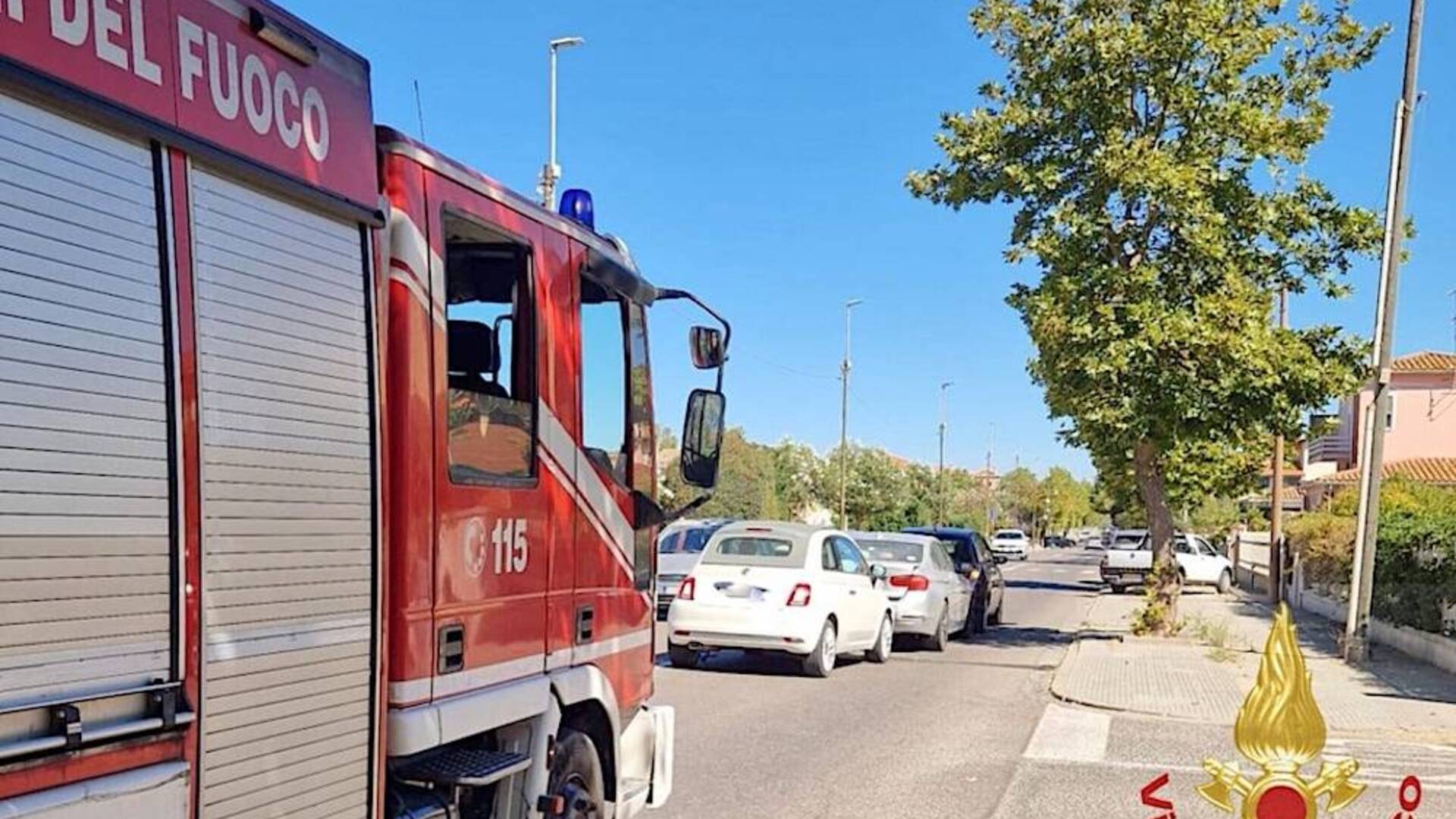 Donna ferita in un incidente stradale che ha coinvolto tre auto