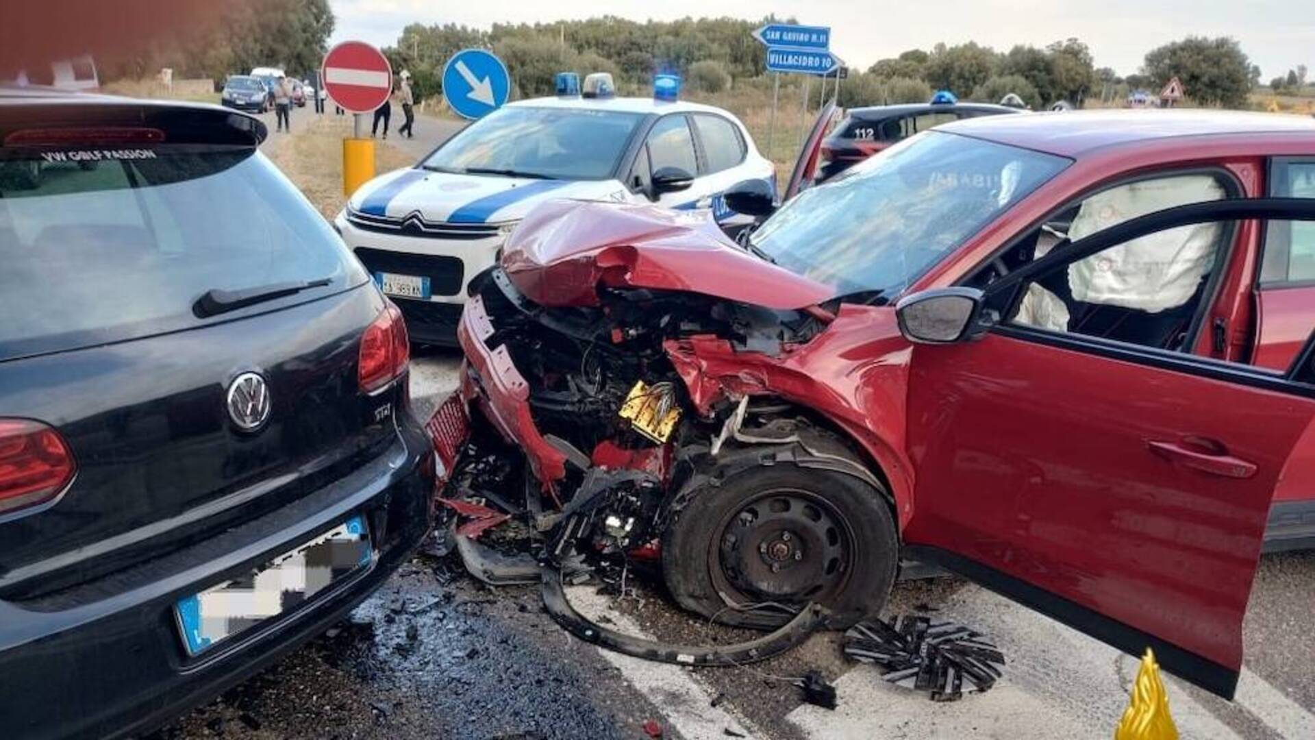 villacidro incidente stradale foto vigili del fuoco
